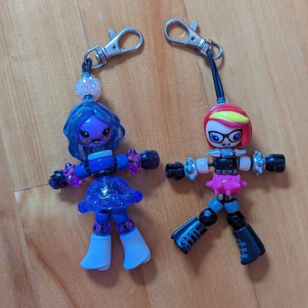 FREE GIFT - Do Dots Doll keychains